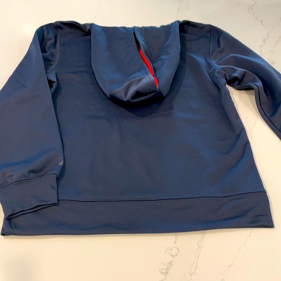 New balance boys hoodie size 14-16 L. - Picture 3 of 3